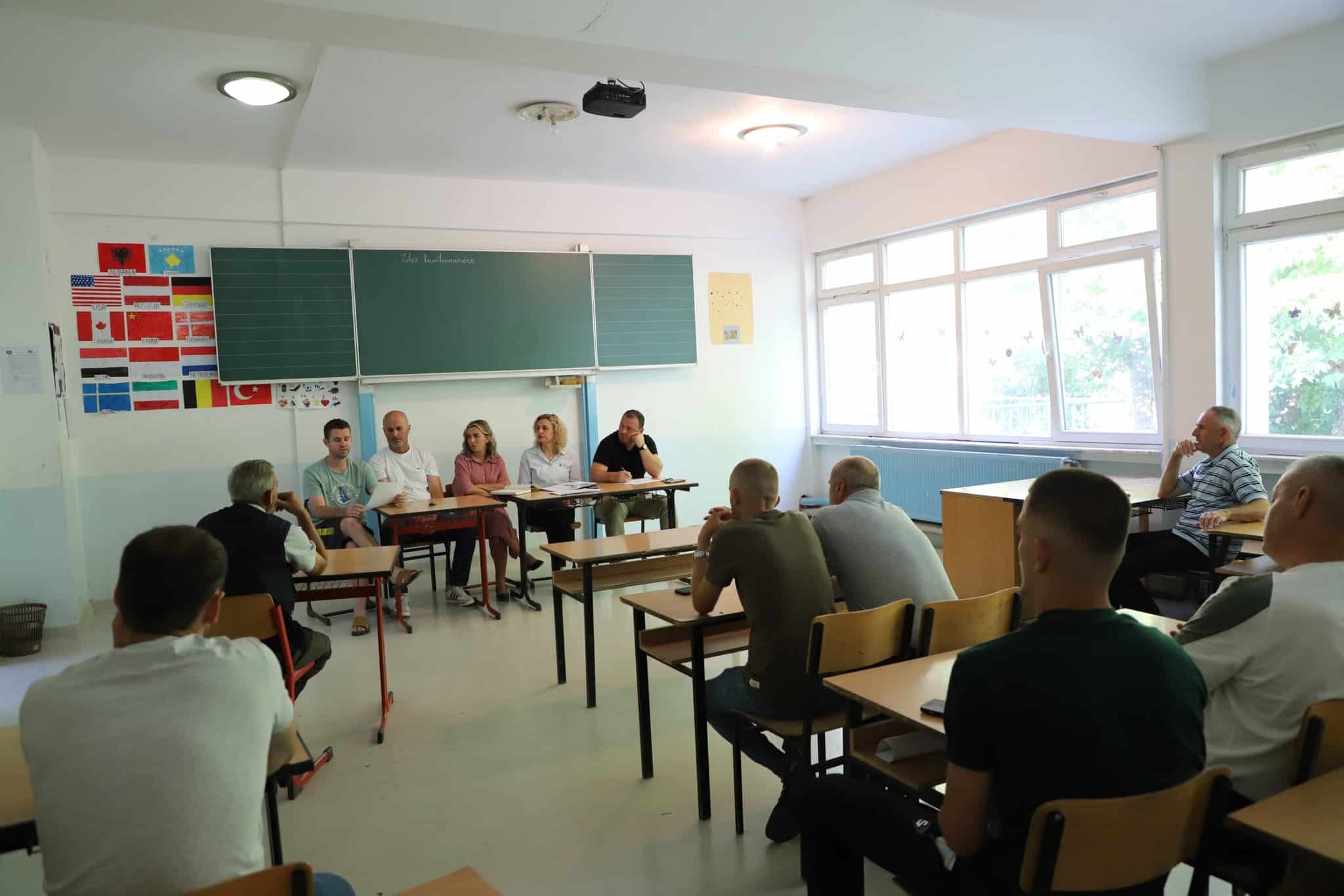 Mbahen dëgjime buxhetore me banorët e Këshillave Lokale Samadrexhë, Maxhunaj dhe Smrekonicë