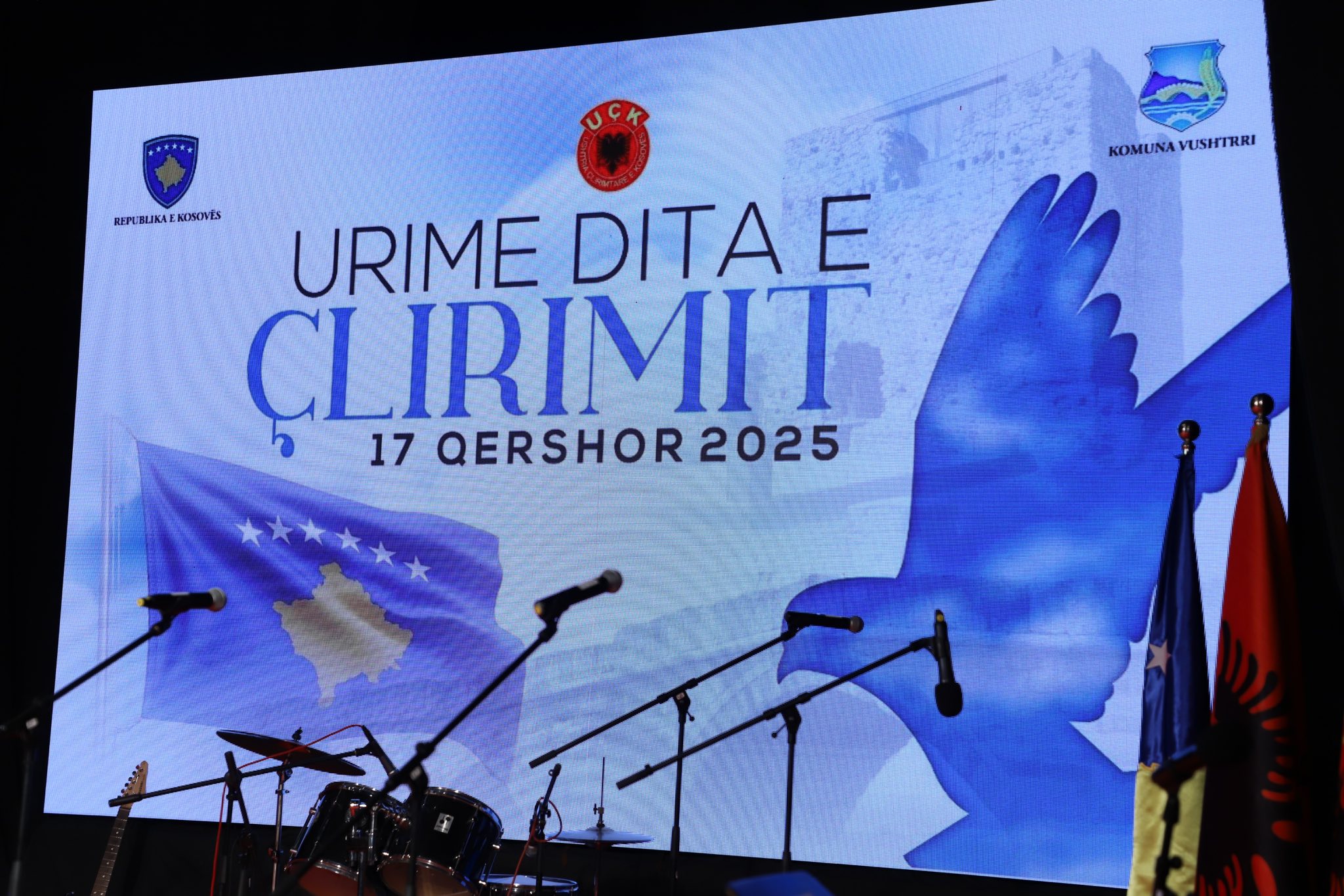 Komuna e Vushtrrisë shënon Ditën e Çlirimit