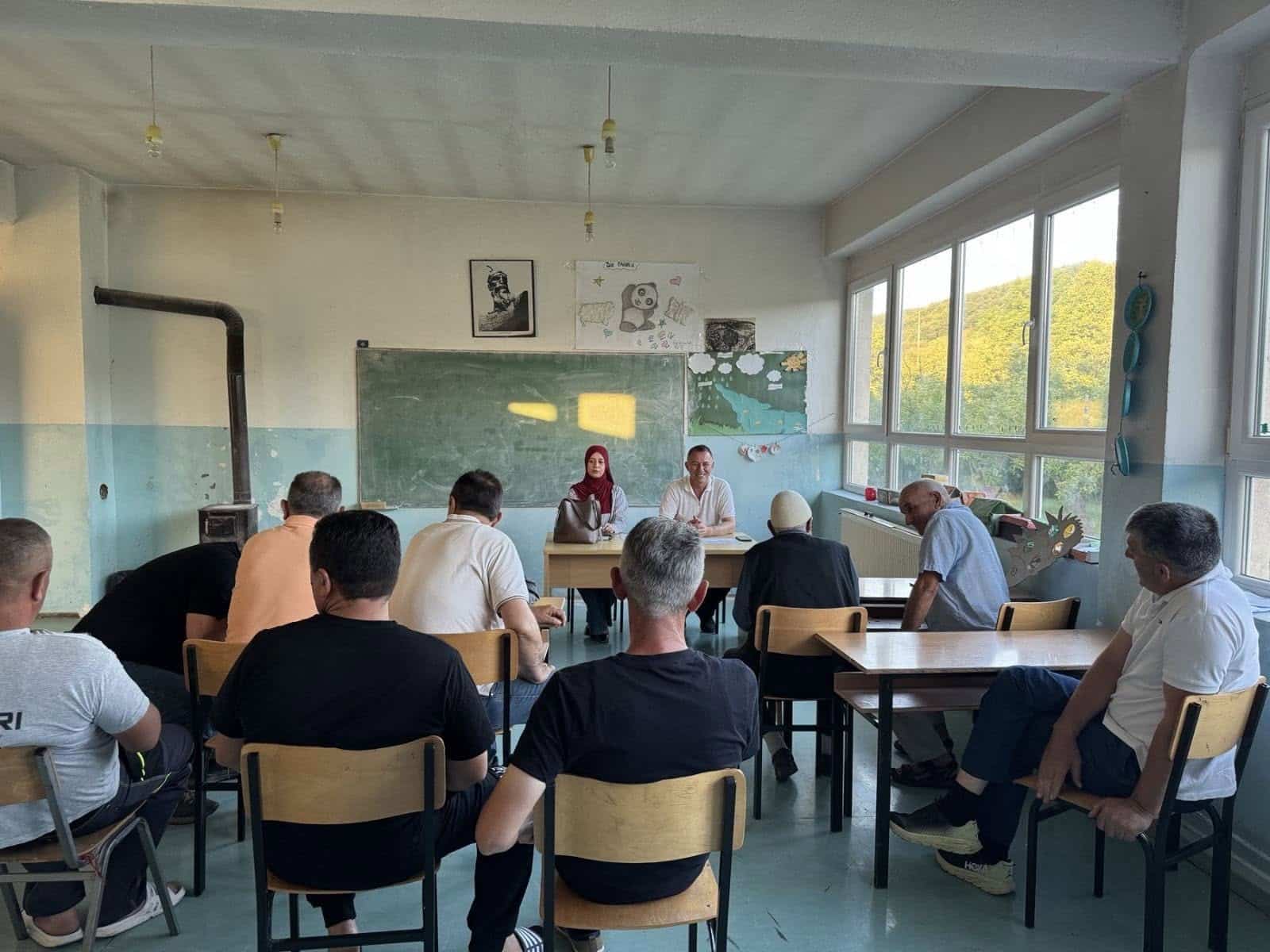 Mbahet dëgjim buxhetor me banorët e Këshillit Lokal Duboc