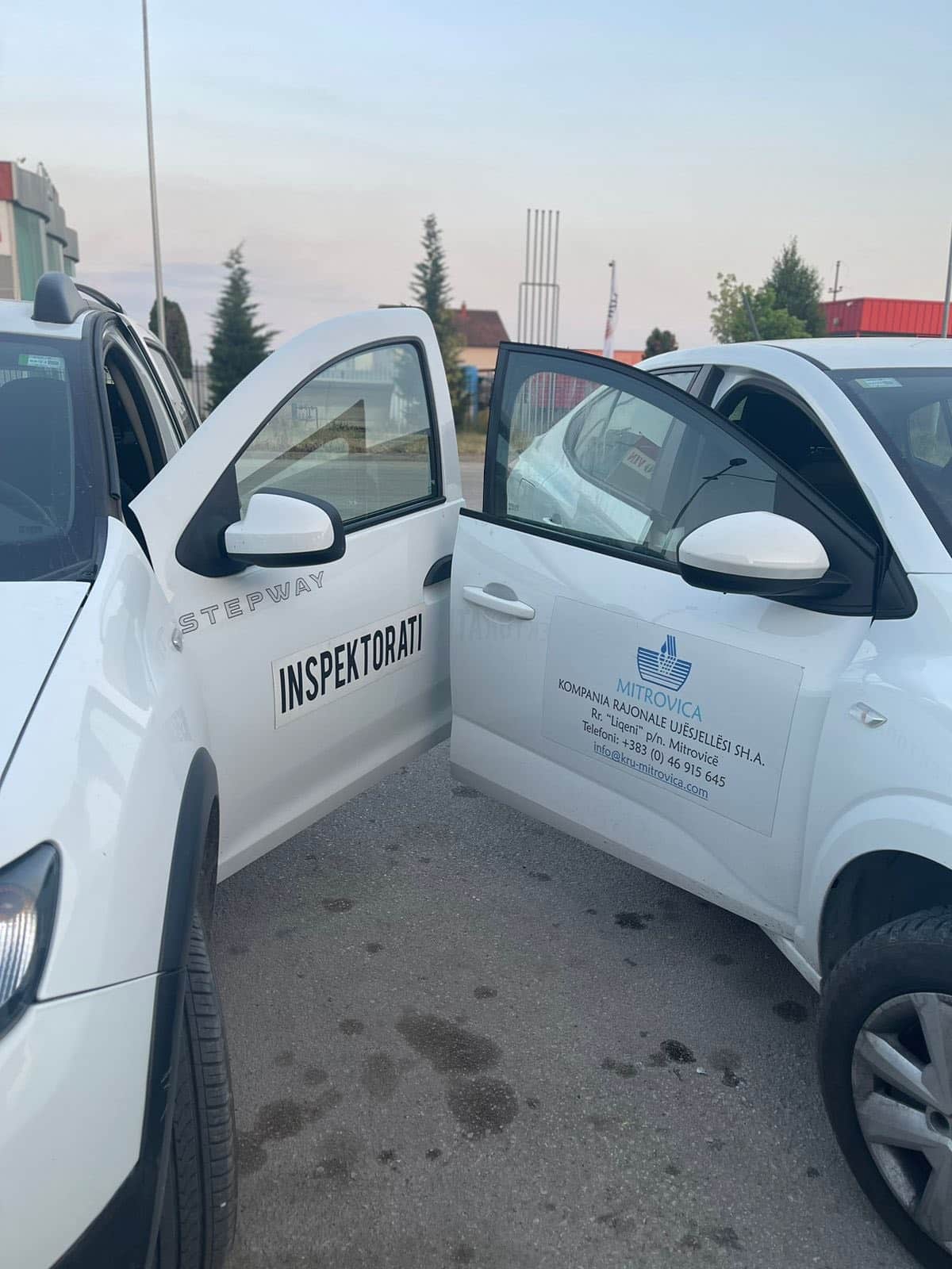 Inspektorati komunal vazhdon inspektimet në terren për parandalimin e keqpërdorimit të ujit të pijshëm